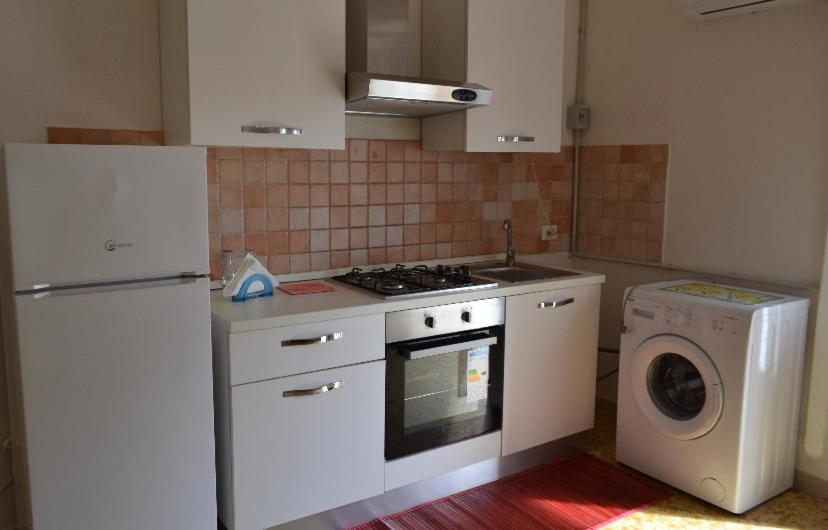 Flat In Olbia Centro Apartment Luaran gambar